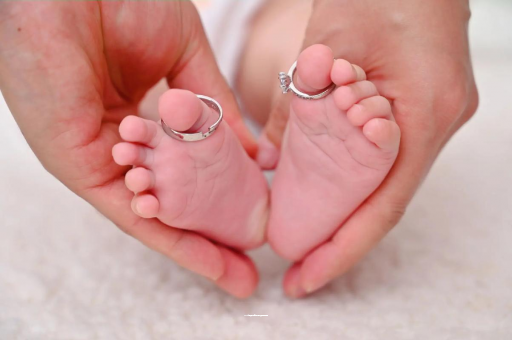 专业试管借卵代怀机构孕妇多久肚子变大